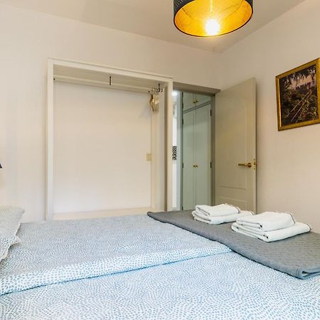 Apartamentos Ruta De La Sierra Cenes De La Vega Eksteriør bilde