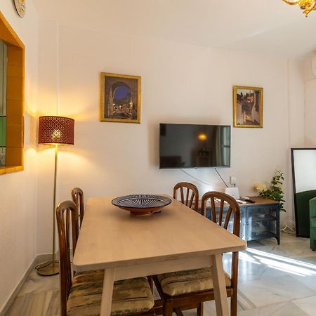 Apartamentos Ruta De La Sierra Cenes De La Vega Eksteriør bilde
