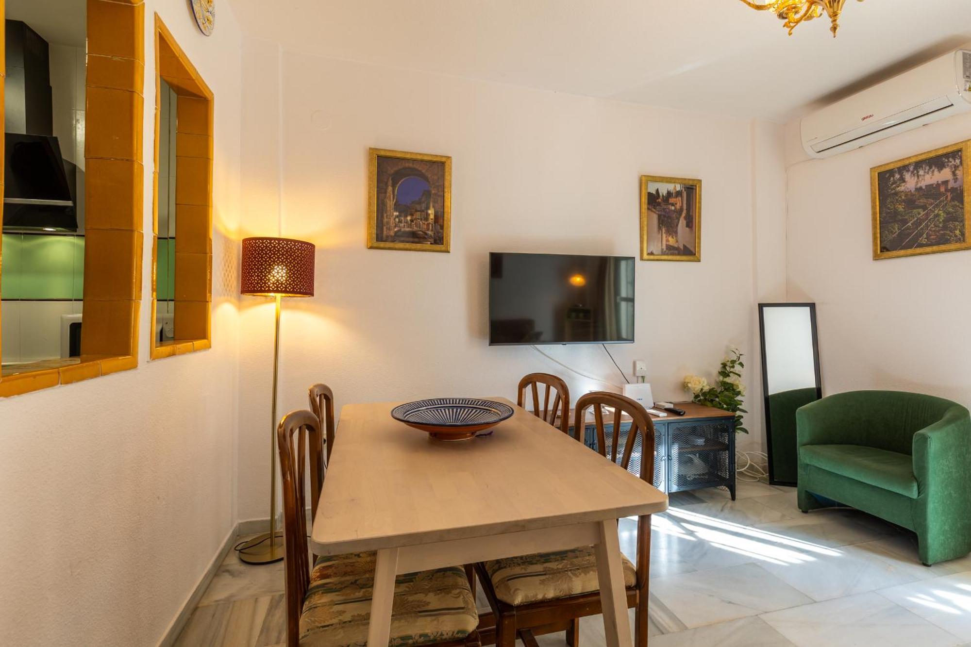 Apartamentos Ruta De La Sierra Cenes De La Vega Eksteriør bilde